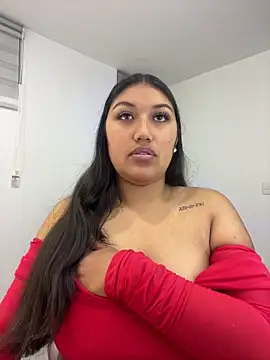Snapshot of SharaRous chatting on 3, 5, 2026 SharaRous online show from 3, 5, 2026