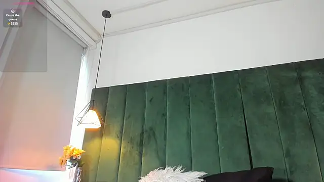 kittyy milk 001 online show from 30, 10, 2025