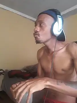 Snapshot of Hidden_African_Fruit chatting on 14, 2, 2026 Hidden African Fruit online show from 14, 2, 2026