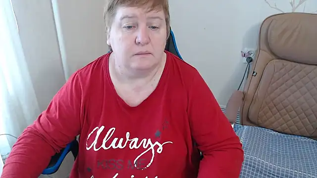 Snapshot of Bertie_Adeline chatting on 4, 2, 2026 Bertie Adeline online show from 4, 2, 2026