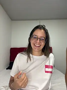 Snapshot of Allison_Bailey chatting on 14, 10, 2025 Allison Bailey online show from 14, 10, 2025