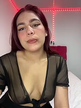 Snapshot of Allison_Bailey chatting on 26, 10, 2025 Allison Bailey online show from 26, 10, 2025