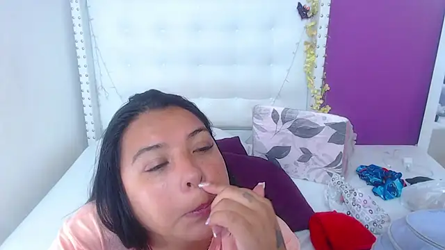 fat naughtyass online show from 24, 11, 2025