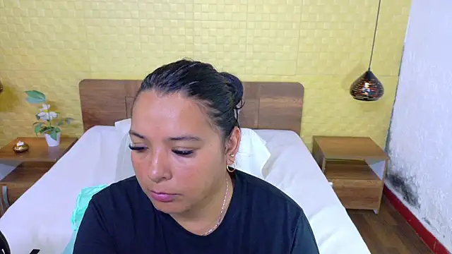 Snapshot of fat_naughtyass chatting on 18, 3, 2026 fat naughtyass online show from 18, 3, 2026