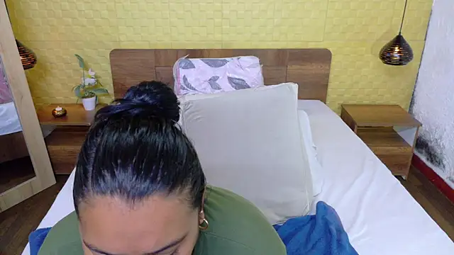 Snapshot of fat_naughtyass chatting on 27, 3, 2026 fat naughtyass online show from 27, 3, 2026