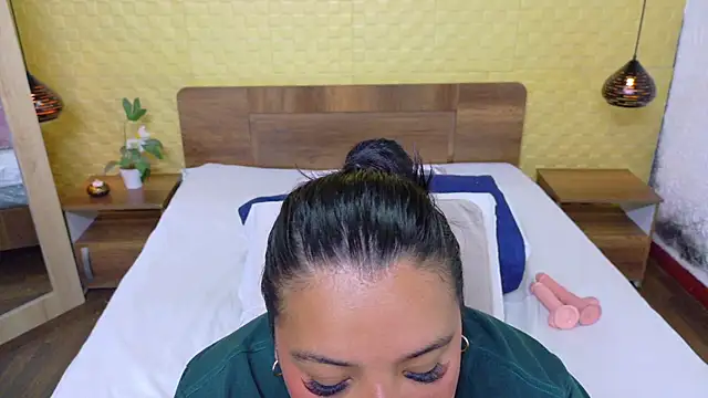 Snapshot of fat_naughtyass chatting on 6, 4, 2026 fat naughtyass online show from 6, 4, 2026