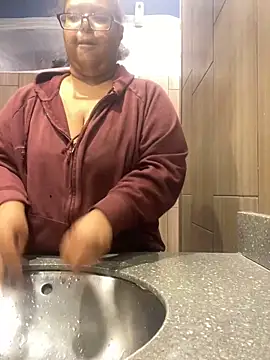 wishuhope4 online show from 18, 12, 2025