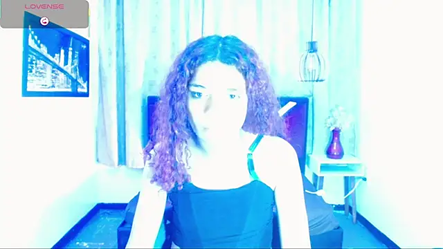 Snapshot of luisa__torres chatting on 23, 6, 2026 luisa torres online show from 23, 6, 2026