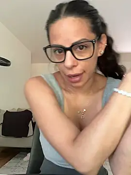 Snapshot of Teparolaverga1990 chatting on 25, 6, 2026 Teparolaverga1990 online show from 25, 6, 2026