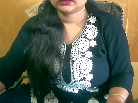 Snapshot of Saniya_K chatting on 1, 10, 2025 Saniya K online show from 1, 10, 2025