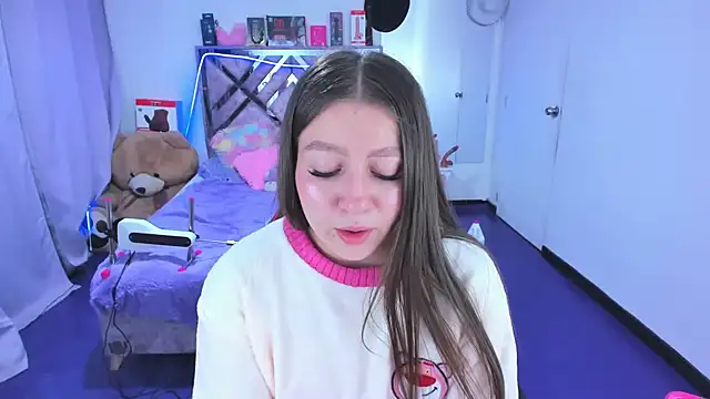 Luna Analya online show from 4, 3, 2026