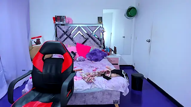 Luna Analya online show from 1, 4, 2026