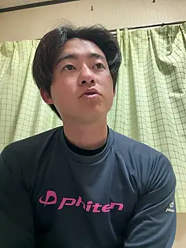 Snapshot of shoma2003 chatting on 12, 3, 2026 shoma2003 online show from 12, 3, 2026
