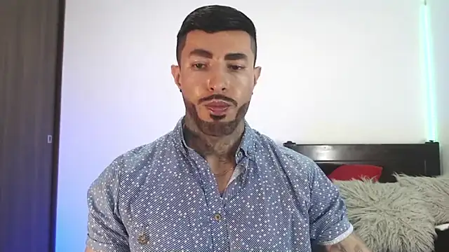 andrea de lucaa online show from 17, 4, 2026