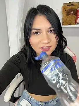 Snapshot of sofi_sweet_7 chatting on 30, 6, 2026 sofi sweet 7 online show from 30, 6, 2026