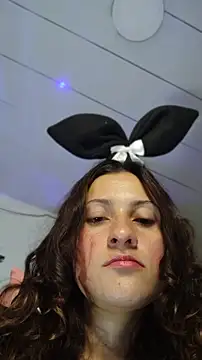 Snapshot of lindasyt chatting on 6, 6, 2026 lindasyt online show from 6, 6, 2026
