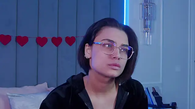 Snapshot of VioletAsh chatting on 28, 2, 2026 VioletAsh online show from 28, 2, 2026