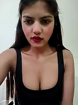 Snapshot of sexy_lips99 chatting on 17, 12, 2025 sexy lips99 online show from 17, 12, 2025