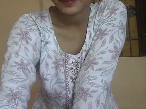 Snapshot of Nura7 chatting on 4, 5, 2026 Nura7 online show from 4, 5, 2026