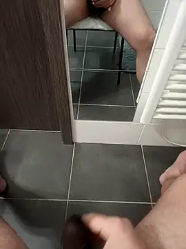 uneviesexy online show from 7, 11, 2025