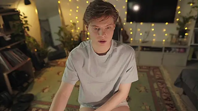 RusBradPitt online show from 5, 4, 2026