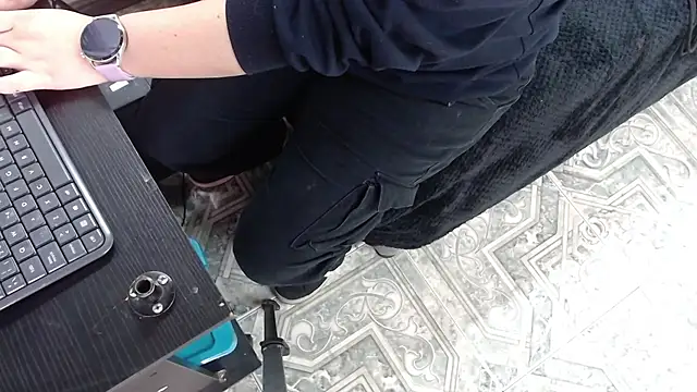 Snapshot of poison_doll2 chatting on 10, 2, 2026 poison doll2 online show from 10, 2, 2026