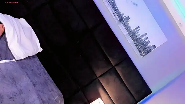 Ana Paaula23 online show from 24, 10, 2025