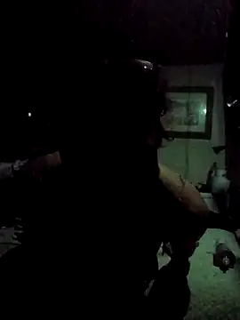 Snapshot of bearded_cross chatting on 25, 2, 2026 bearded cross online show from 25, 2, 2026