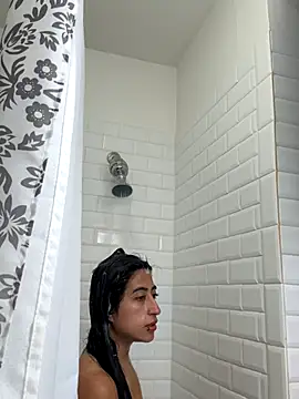 Snapshot of OwnedBySky chatting on 10, 9, 2025 OwnedBySky online show from 10, 9, 2025