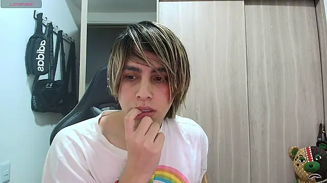 brunothompson3 online show from 11, 10, 2025