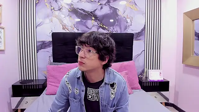 Desire Ecstasy online show from 2, 12, 2025