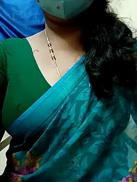 Snapshot of sushma26 chatting on 28, 5, 2026 sushma26 online show from 28, 5, 2026