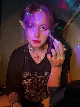 n1ghtcloud online show from 4, 12, 2025