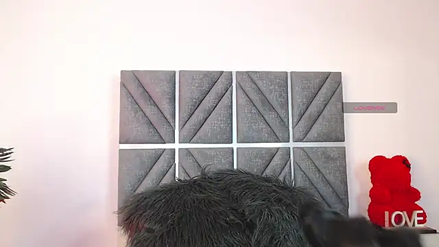 AlombraMorris online show from 25, 10, 2025