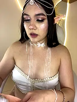Snapshot of Zoe_Serrat chatting on 31, 10, 2025 Zoe Serrat online show from 31, 10, 2025