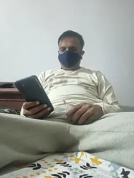 vardh033 online show from 5, 12, 2025