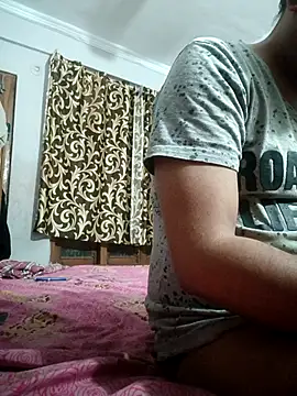 Snapshot of vardh033 chatting on 2, 3, 2026 vardh033 online show from 2, 3, 2026