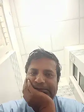 Snapshot of vardh033 chatting on 27, 3, 2026 vardh033 online show from 27, 3, 2026