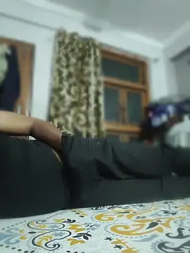 Snapshot of vardh033 chatting on 2, 4, 2026 vardh033 online show from 2, 4, 2026