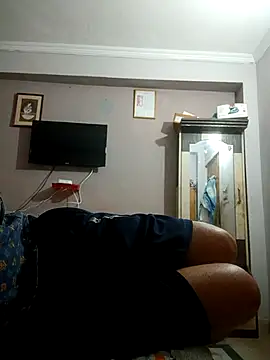 Snapshot of vardh033 chatting on 5, 4, 2026 vardh033 online show from 5, 4, 2026