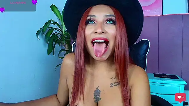 Naiaa Cruz online show from 5, 3, 2026