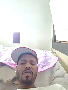 Snapshot of Danypeluche chatting on 18, 9, 2025 Danypeluche online show from 18, 9, 2025