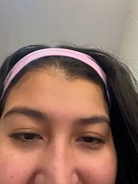 evelyn 1702 online show from 16, 11, 2025