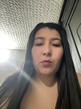 evelyn 1702 online show from 14, 12, 2025