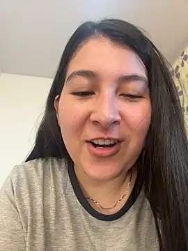 Snapshot of evelyn_1702 chatting on 28, 6, 2026 evelyn 1702 online show from 28, 6, 2026