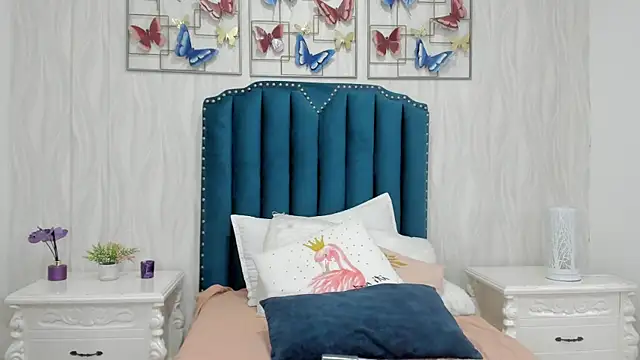 Alison Carde05 online show from 16, 10, 2025