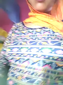 Snapshot of Monika_thakurr chatting on 28, 5, 2026 Monika thakurr online show from 28, 5, 2026