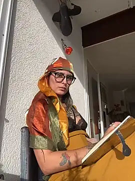 Snapshot of PuraTinta_miau chatting on 13, 11, 2025 PuraTinta miau online show from 13, 11, 2025