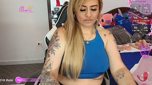 Snapshot of aamanda_Queen_ chatting on 4, 6, 2026 aamanda Queen online show from 4, 6, 2026