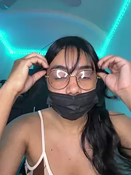 Snapshot of Kyra__Rose chatting on 7, 2, 2026 Kyra Rose online show from 7, 2, 2026